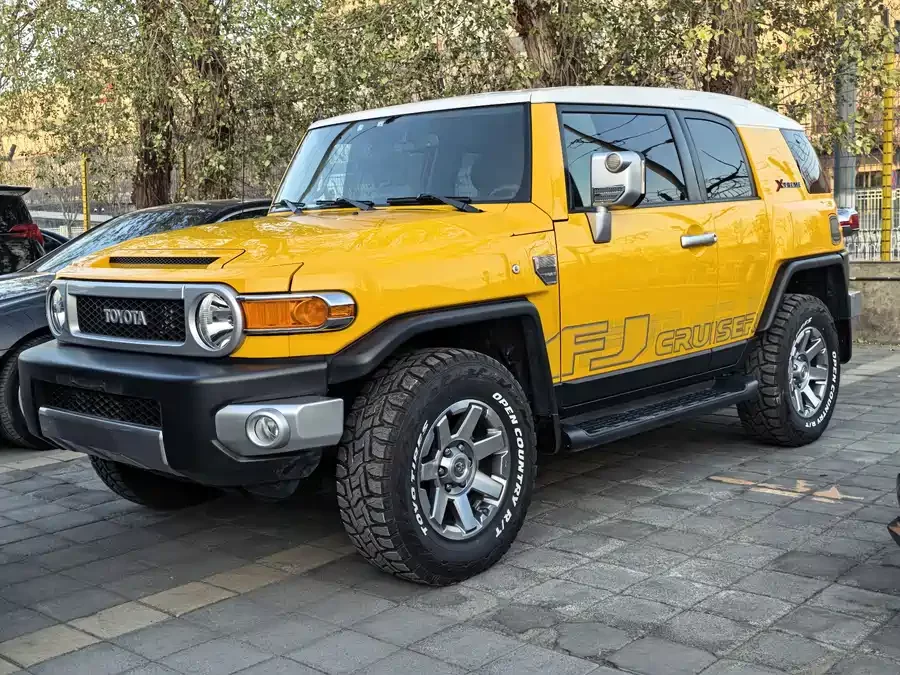 Toyota FJ Cruiser