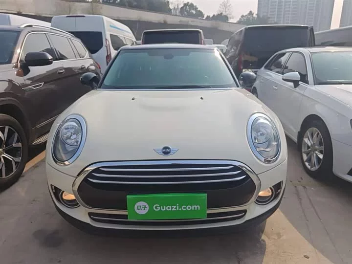 MINI CLUBMAN