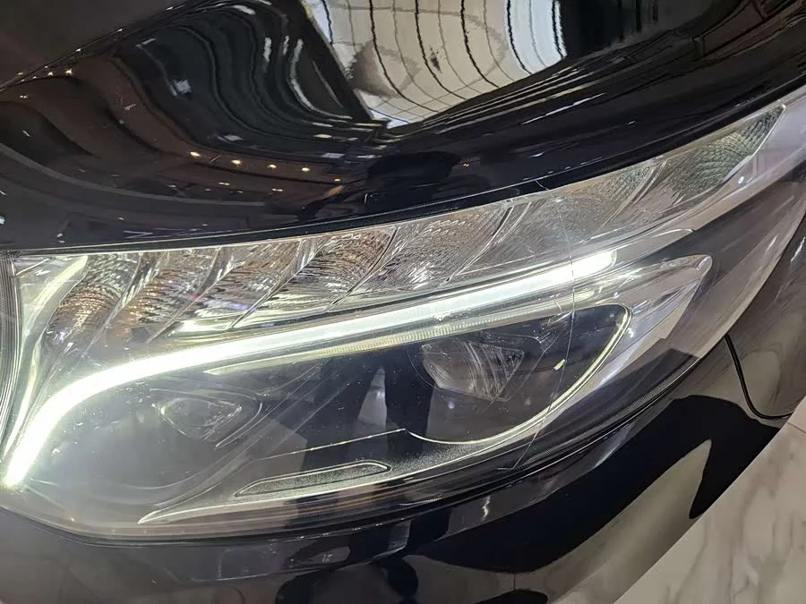 Mercedes Benz Vito