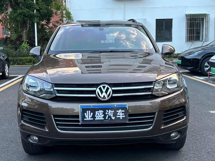 Volkswagen Touareg