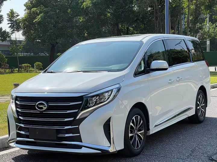GAC Trumpchi M8