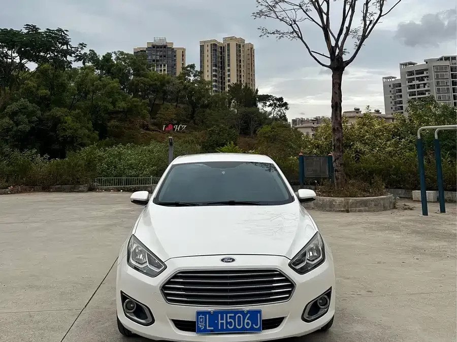 Ford Escort