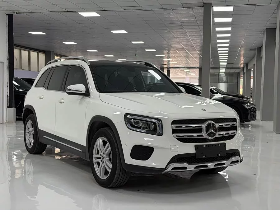 Mercedes Benz GLB
