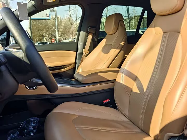 NIO ES6