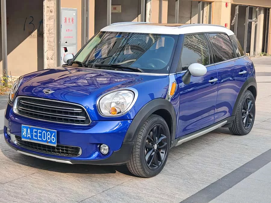MINI COUNTRYMAN