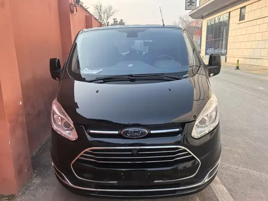 Ford Tourneo