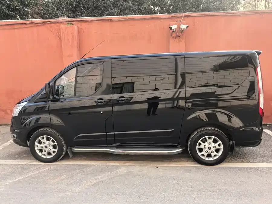 Ford Tourneo