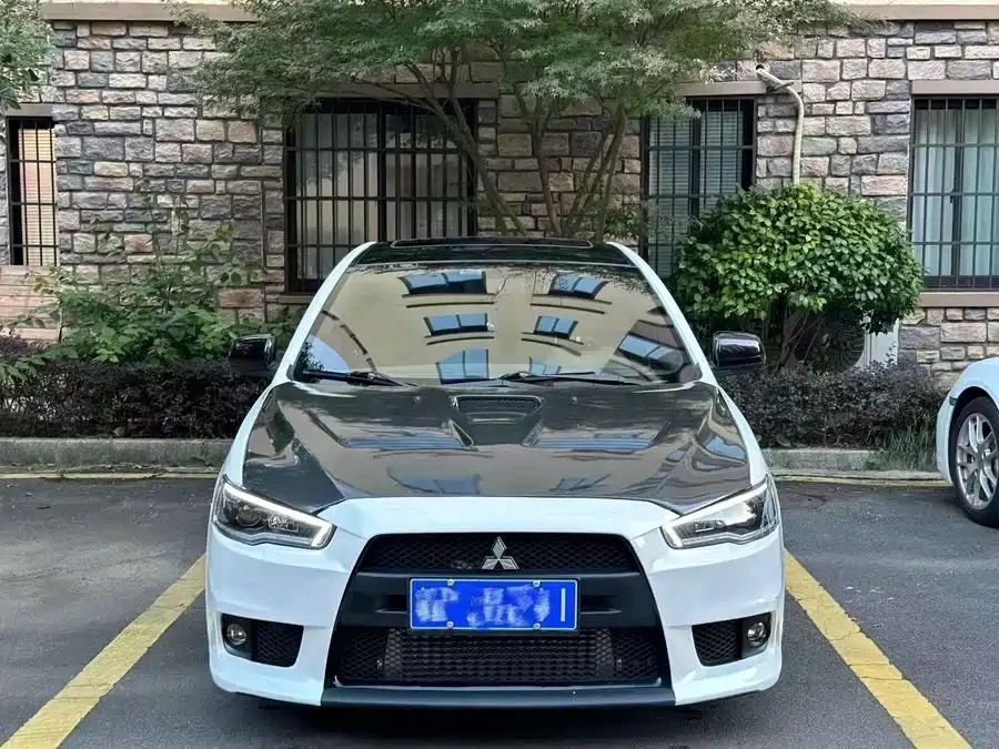 Mitsubishi Wing God