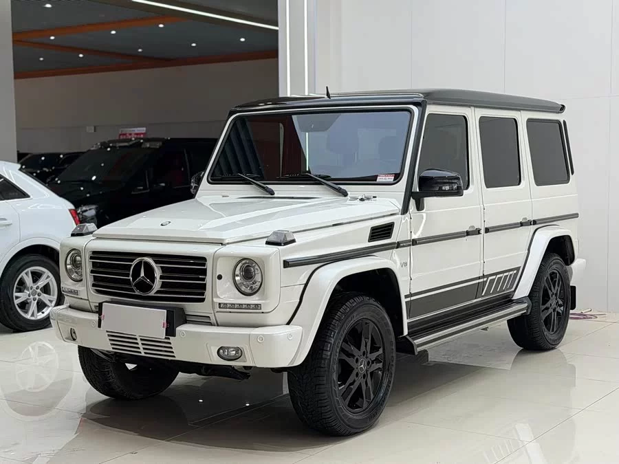 Mercedes Benz G-rated