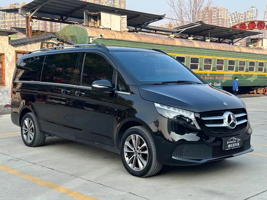 Mercedes Benz Class V
