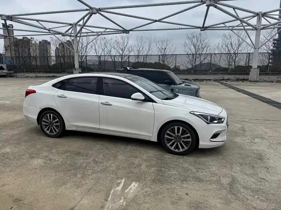 Hyundai Mistra