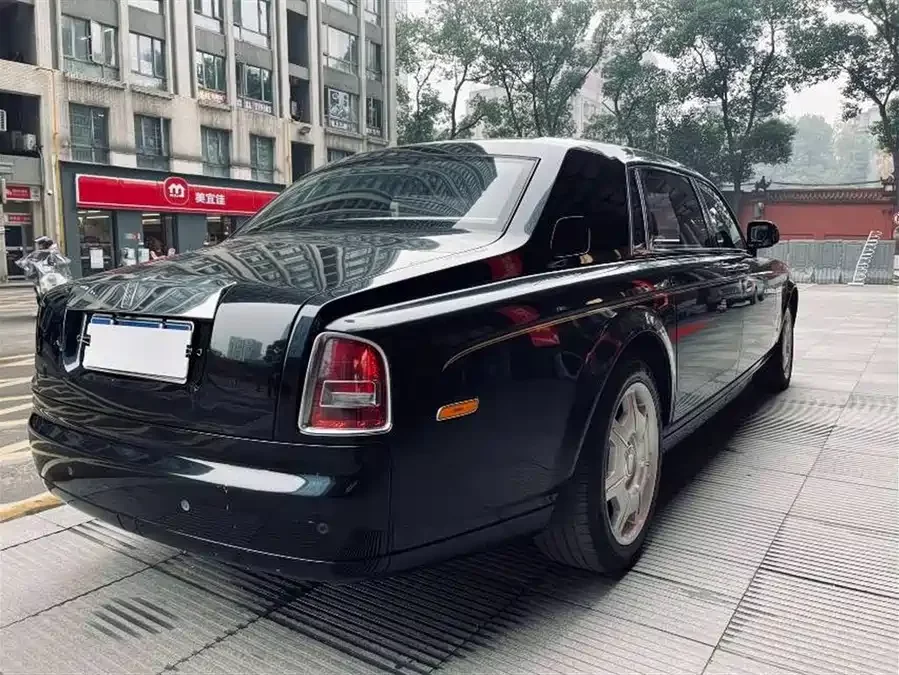 Rolls-Royce Phantom