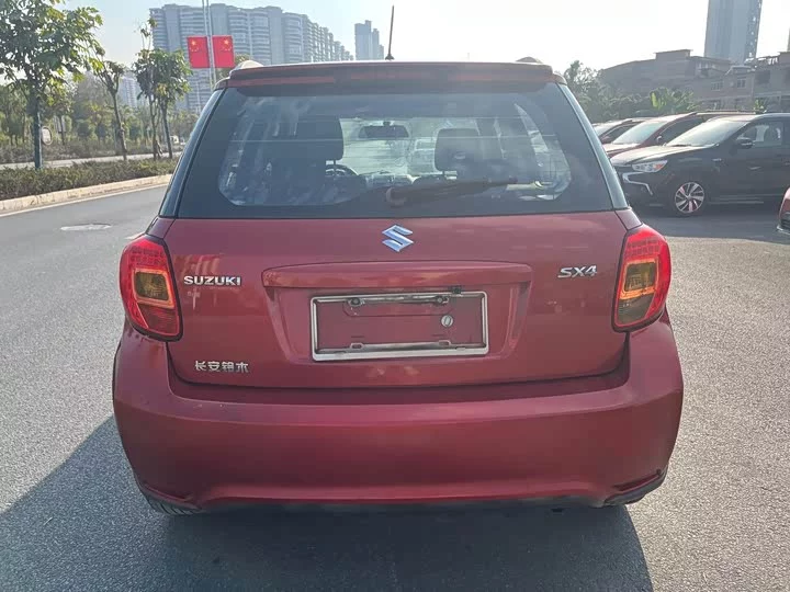 Suzuki SX4