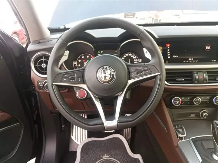 alfa romeo Stelvio