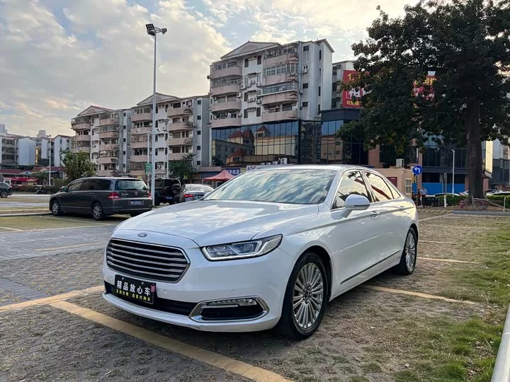 Ford Taurus