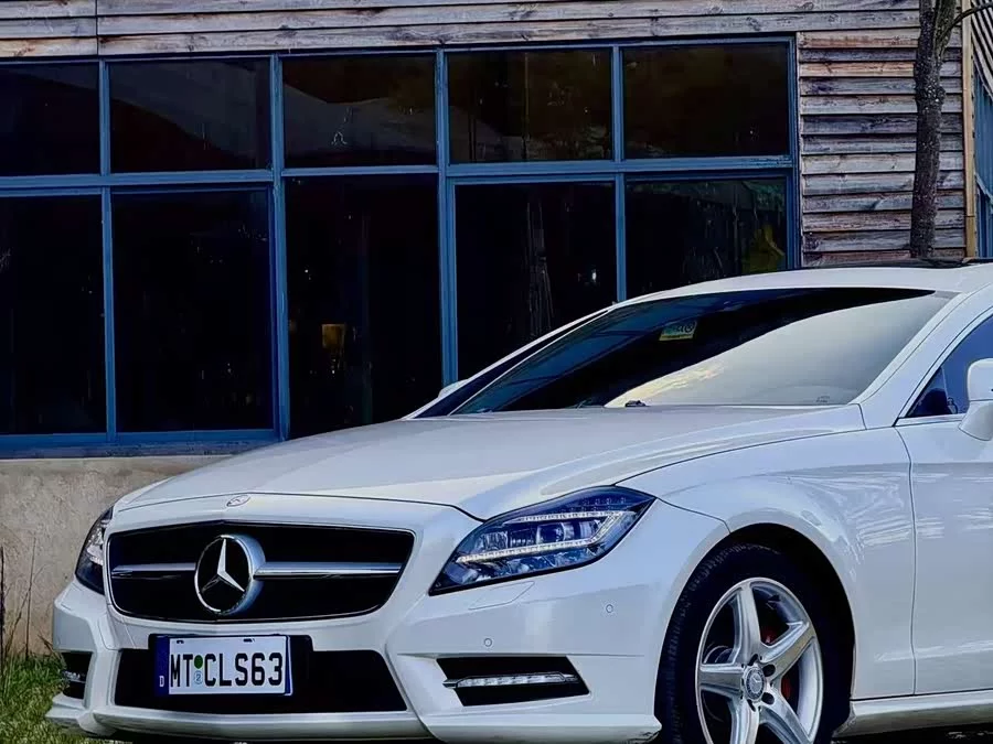Mercedes Benz CLS