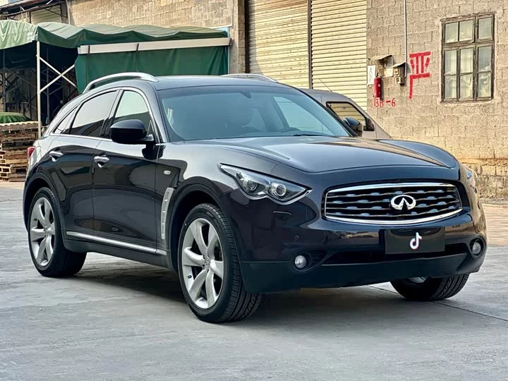 Infiniti FX