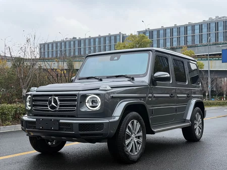 Mercedes Benz G-rated