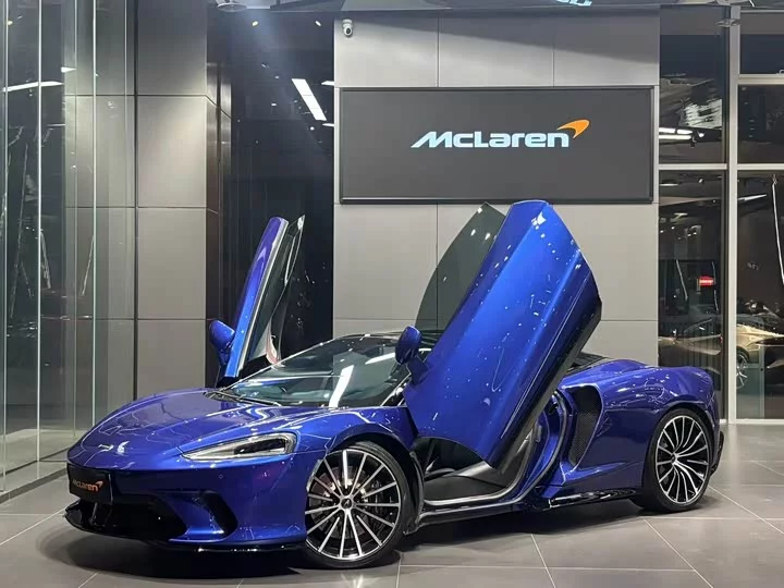 McLaren GT