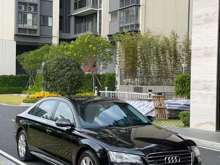 Audi A8