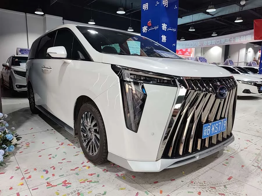 GAC Trumpchi M8