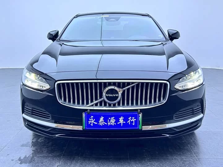 Volvo S90 plug-in hybrid
