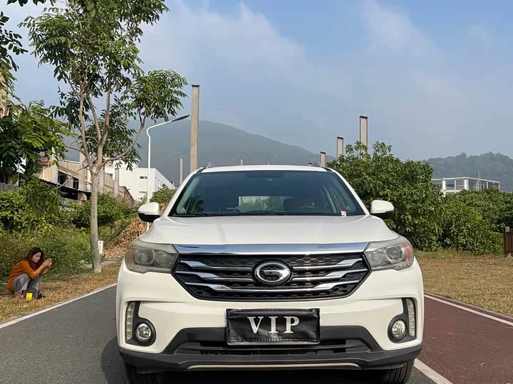 GAC Trumpchi GS4