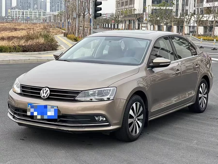 Volkswagen Sagitar