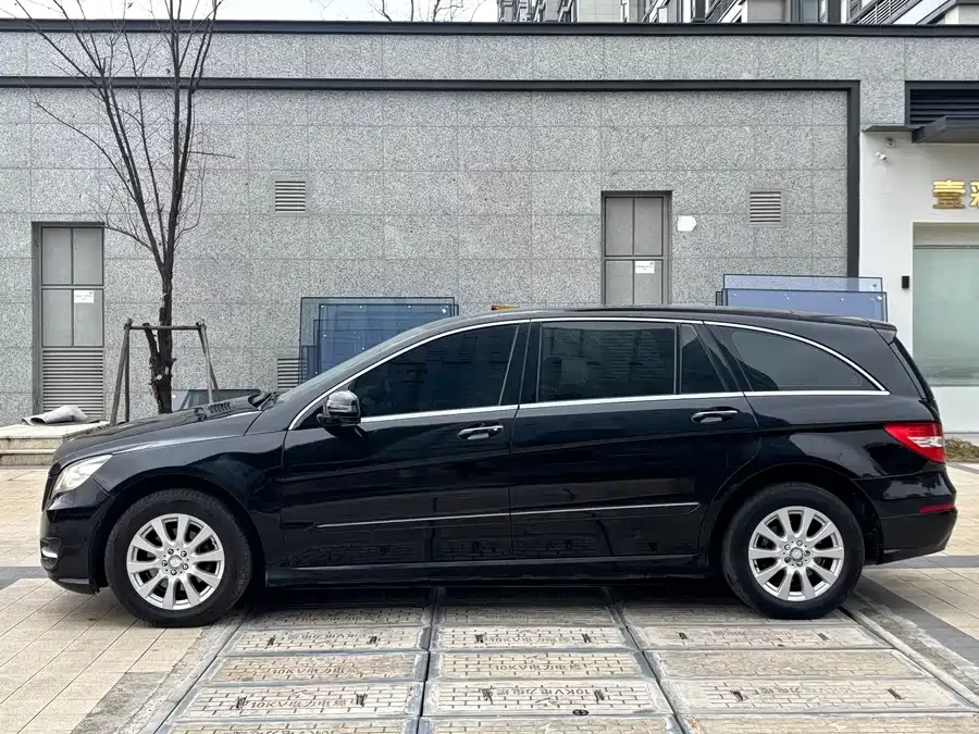 Mercedes Benz R-rated