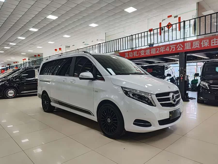 Mercedes Benz Class V