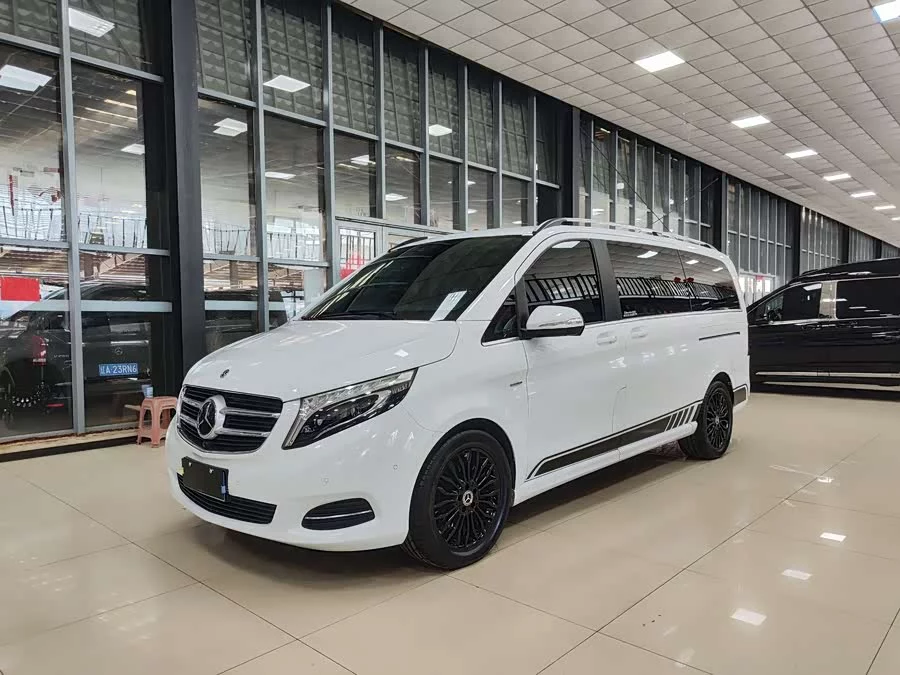 Mercedes Benz Class V