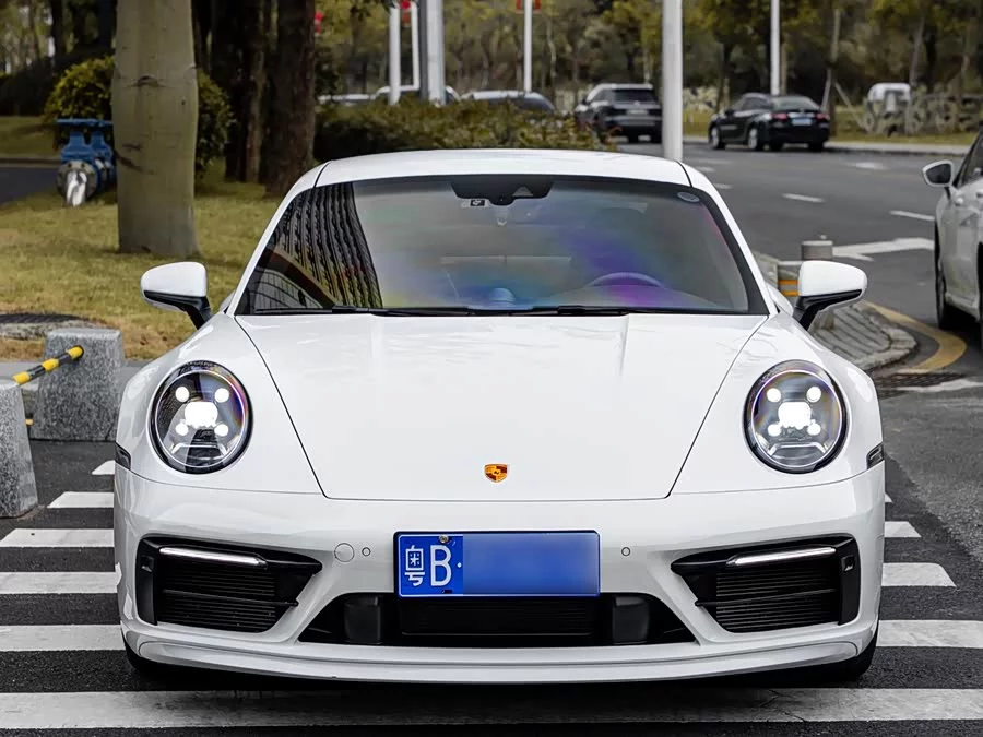Porsche 911