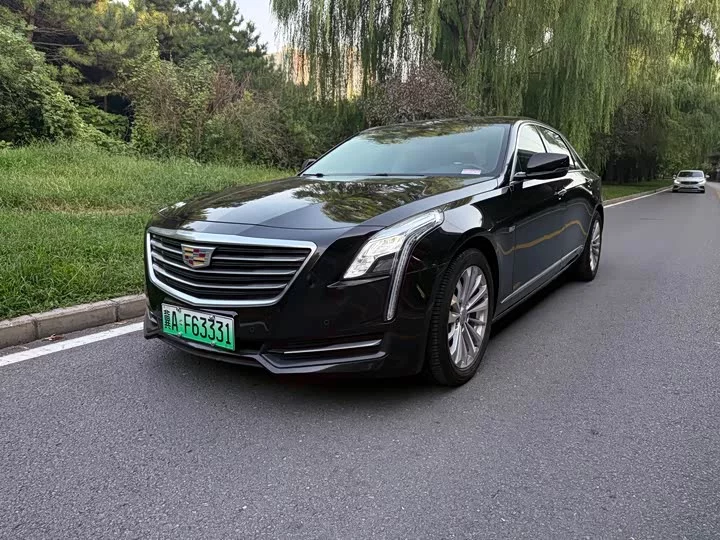 Cadillac CT6 PLUG-IN