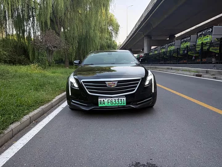 Cadillac CT6 PLUG-IN