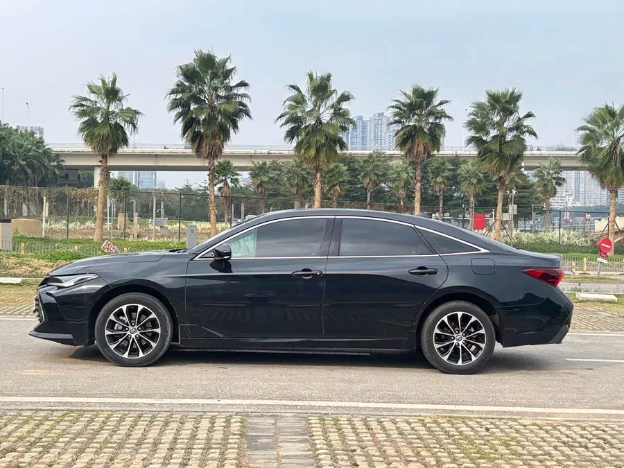 Toyota Avalon