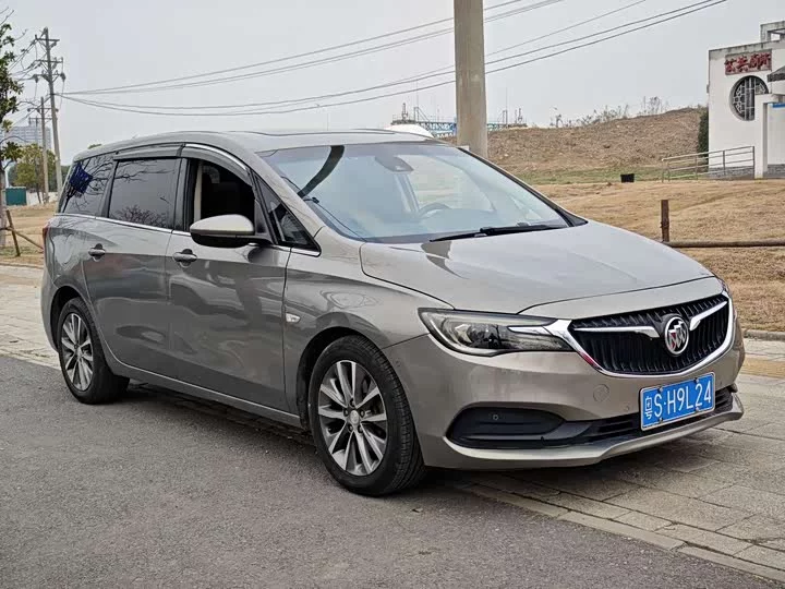 Buick GL6