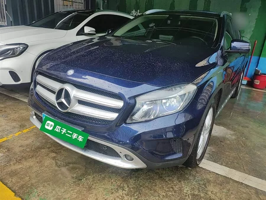 Mercedes Benz GLA