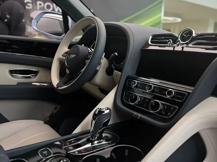 Bentley Bentayga