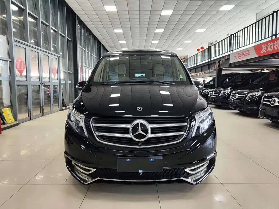 Mercedes Benz Class V