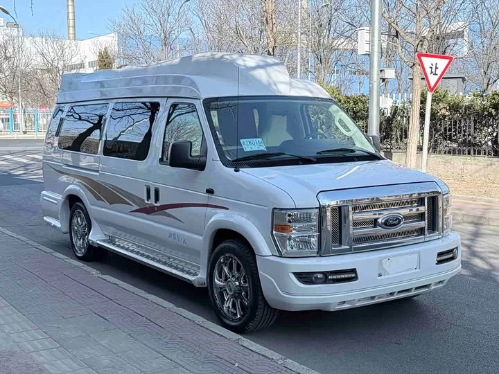 Ford E350