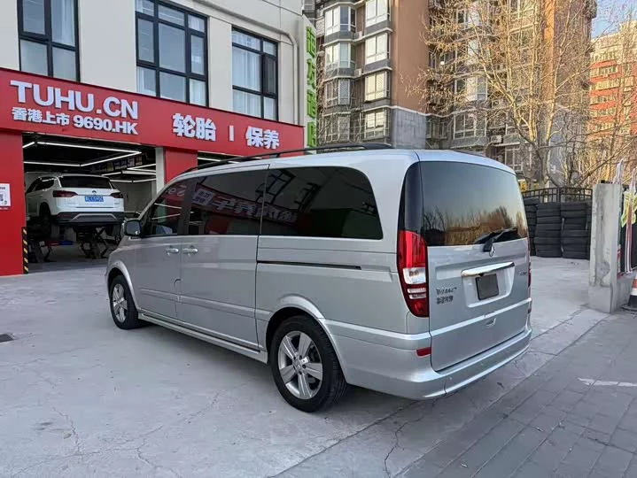 Mercedes-Benz Viano