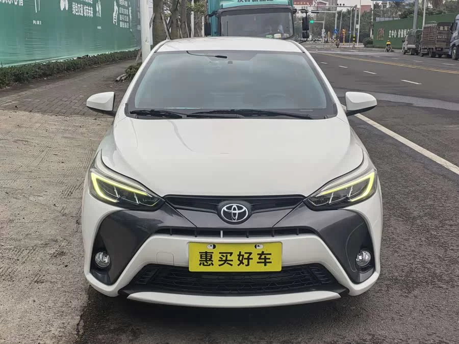 Toyota YARiS L