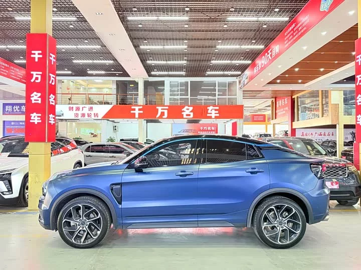 Lynk & Co 05