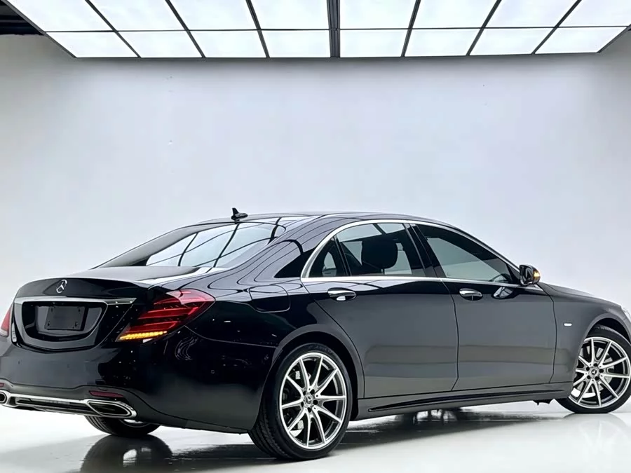 Mercedes Benz S class