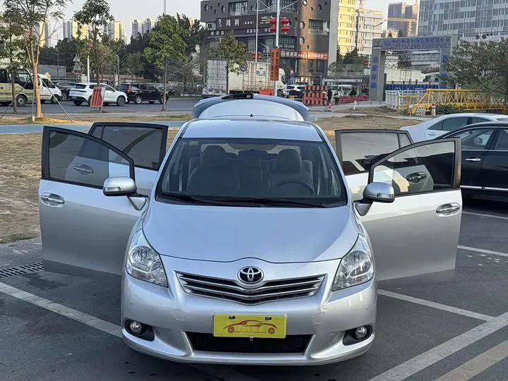 Toyota Verso / EZ
