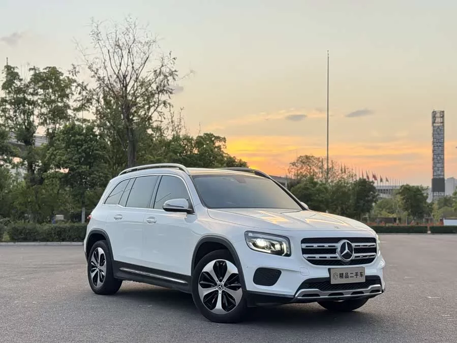 Mercedes Benz GLB