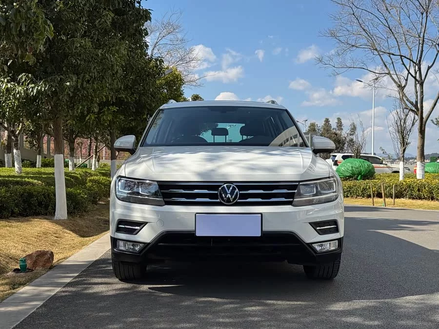 Volkswagen Tiguan L