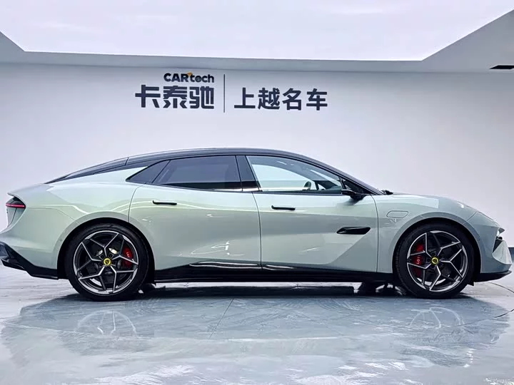 Lotus EMEYA