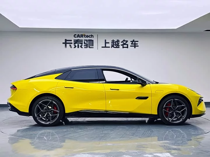 Lotus EMEYA