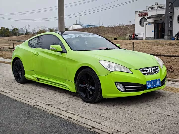 Hyundai Genesis-Coolpad